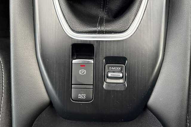 Nissan Qashqai 1.3 DiG-T MH N-Connecta 5dr