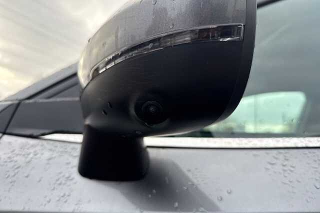 Nissan Qashqai 1.3 DiG-T MH N-Connecta 5dr