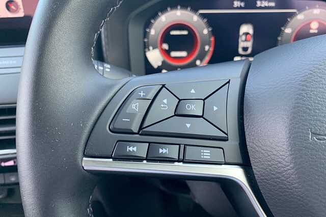 Nissan Juke 1.0 DiG-T N-Connecta 5dr