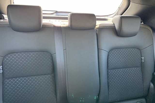 Nissan Juke 1.0 DiG-T N-Connecta 5dr