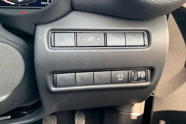 Nissan Juke 1.0 DiG-T N-Connecta 5dr