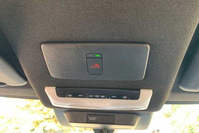 Nissan Juke 1.0 DiG-T N-Connecta 5dr