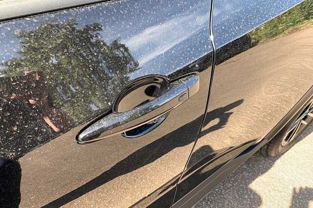 Nissan Juke 1.0 DiG-T N-Connecta 5dr