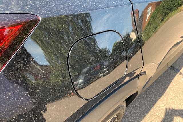 Nissan Juke 1.0 DiG-T N-Connecta 5dr