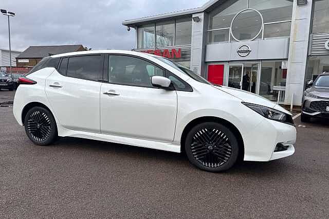 Nissan LEAF 110kW N-Connecta 39kWh 5dr Auto