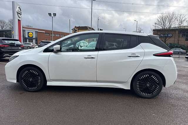 Nissan LEAF 110kW N-Connecta 39kWh 5dr Auto