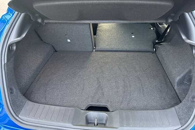 Nissan Juke 1.6 Hybrid N-Connecta 5dr Auto