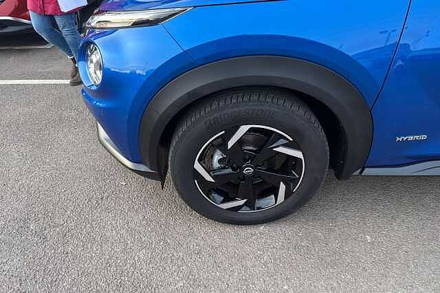 Nissan Juke 1.6 Hybrid N-Connecta 5dr Auto
