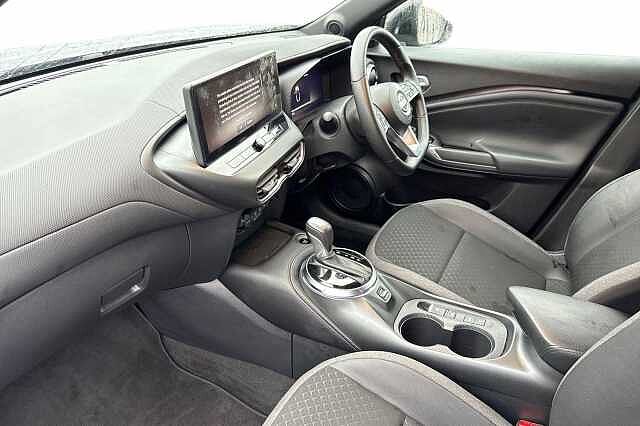 Nissan Juke 1.6 Hybrid N-Connecta 5dr Auto