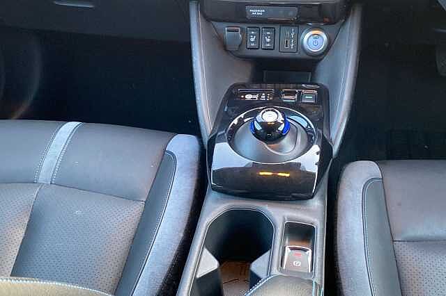 Nissan LEAF 110kW Tekna 39kWh 5dr Auto