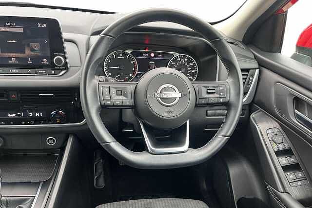 Nissan Qashqai 1.3 DiG-T MH Acenta Premium 5dr