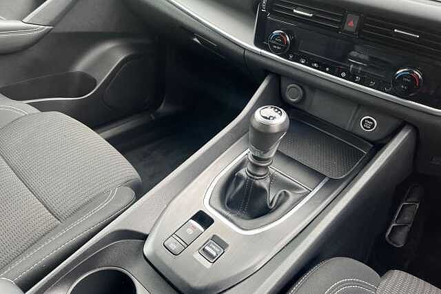 Nissan Qashqai 1.3 DiG-T MH Acenta Premium 5dr