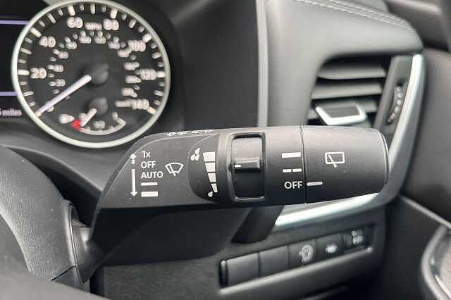 Nissan Qashqai 1.3 DiG-T MH Acenta Premium 5dr