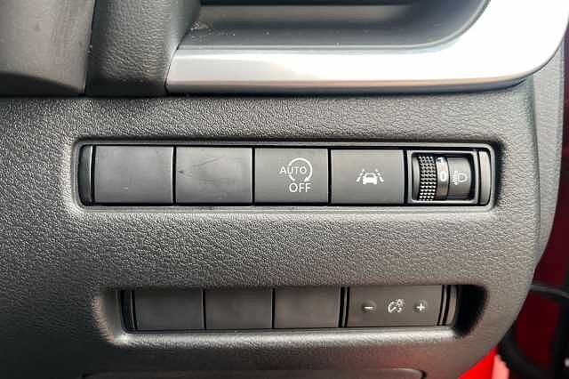 Nissan Qashqai 1.3 DiG-T MH Acenta Premium 5dr