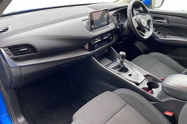 Nissan Qashqai 1.3 DiG-T MH Acenta Premium 5dr