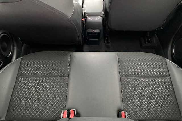 Nissan Juke 1.0 DiG-T 114 N-Connecta 5dr