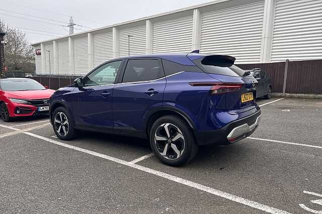 Nissan Qashqai 1.3 DiG-T MH N-Connecta 5dr