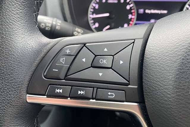 Nissan Juke 1.0 DiG-T 114 Tekna 5dr