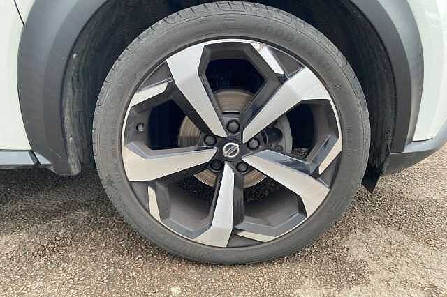Nissan Juke 1.0 DiG-T 114 Tekna 5dr